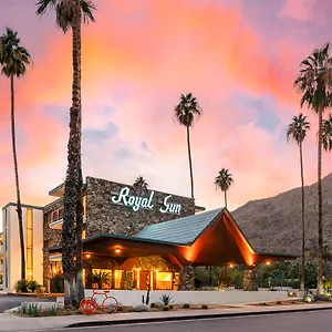 Royal Sun **** Palm Springs