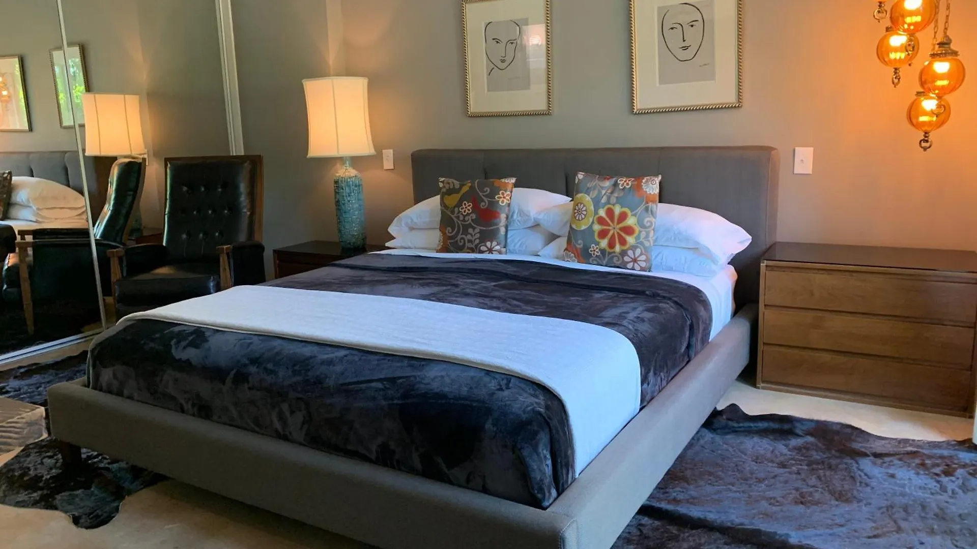 Speakeasy Hotel Palm Springs