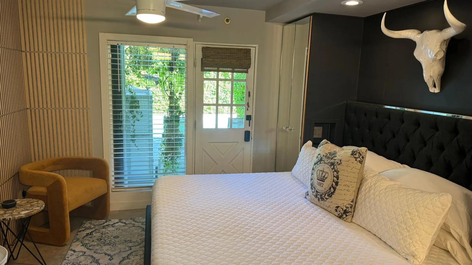 Speakeasy Hotel Palm Springs